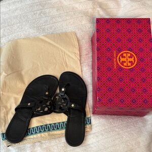 Tory Burch Black Logo Cutout Leather Sandals